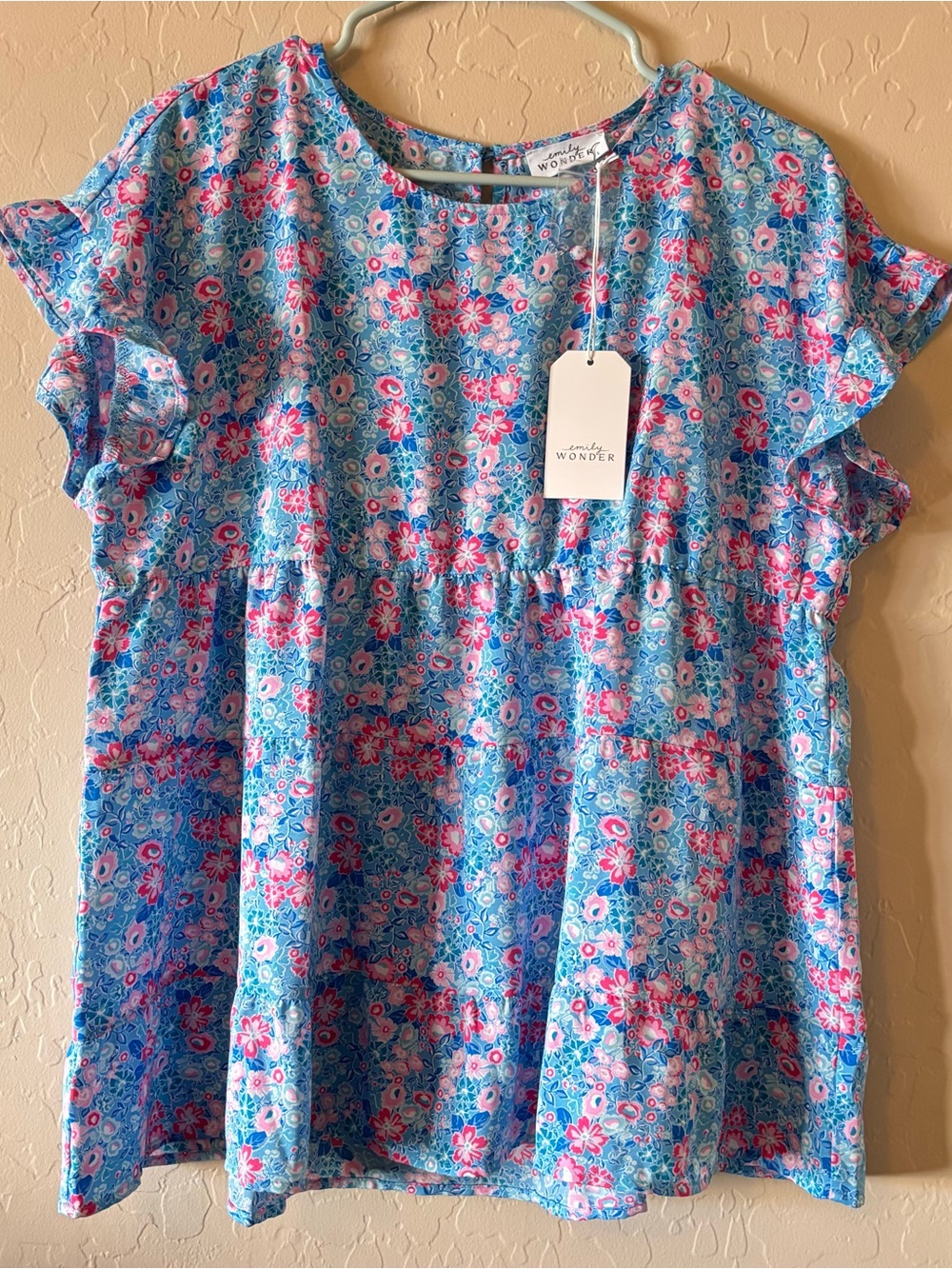 Emily Wonder Floral Ruffle-Sleeve Blouse NWT Large